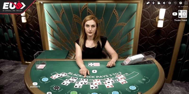 Blackjack EU9 - Hướng Dẫn Chơi & Chiến Thuật Thắng Lớn 3 Tách lá 8 để rút thêm