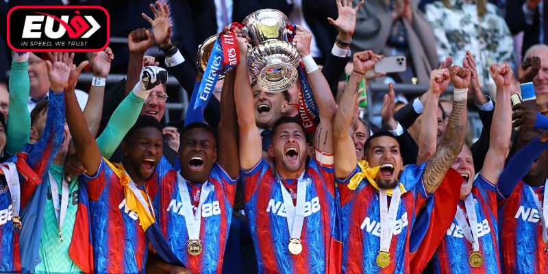 Tinh thần chiến đấu Crystal Palace được thắp sáng